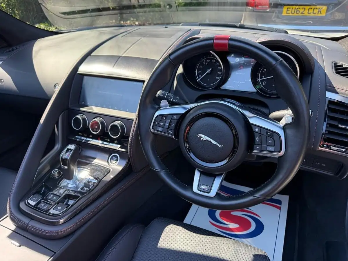 2020-jaguar-f-type-20-i4-chequered-flag-convertible-big-23