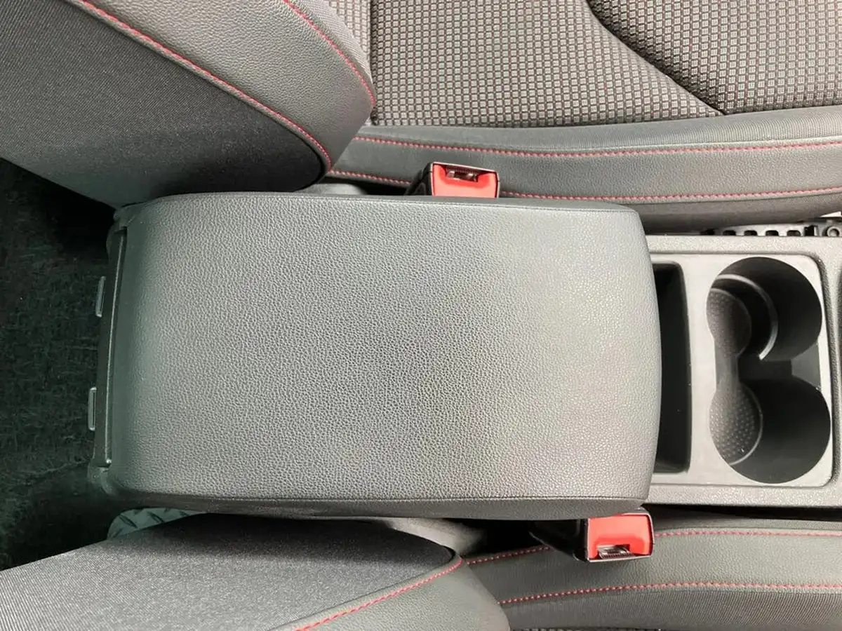 2020-seat-leon-15-tsi-evo-fr-150ps-hatchback-dsg-big-39