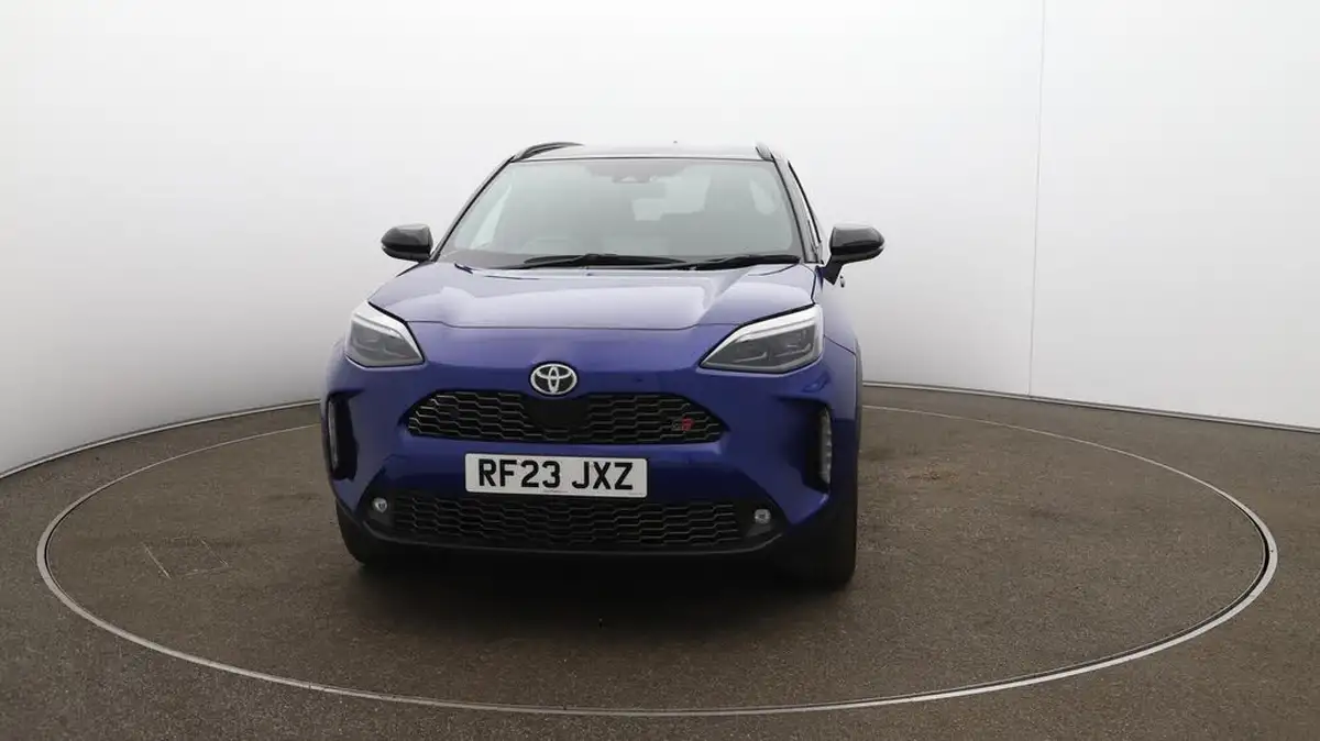 2023-toyota-yaris-cross-15-vvt-i-gr-sport-big-38