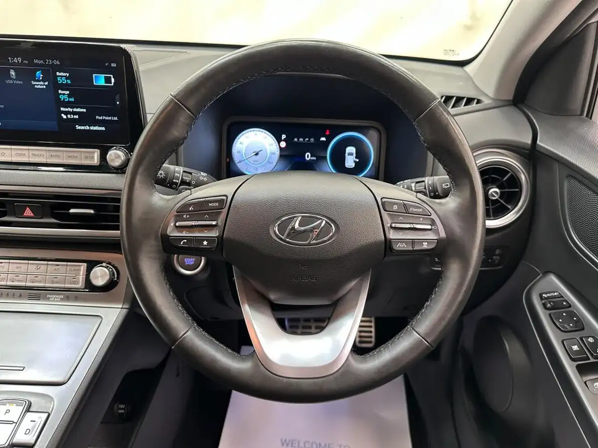 2023-hyundai-kona-e-premium-136ps-39kwh-big-21