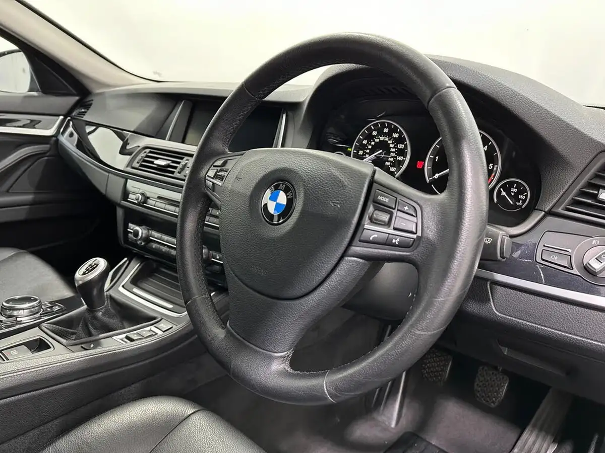 2014-bmw-5-series-20td-520d-se-touring-big-9