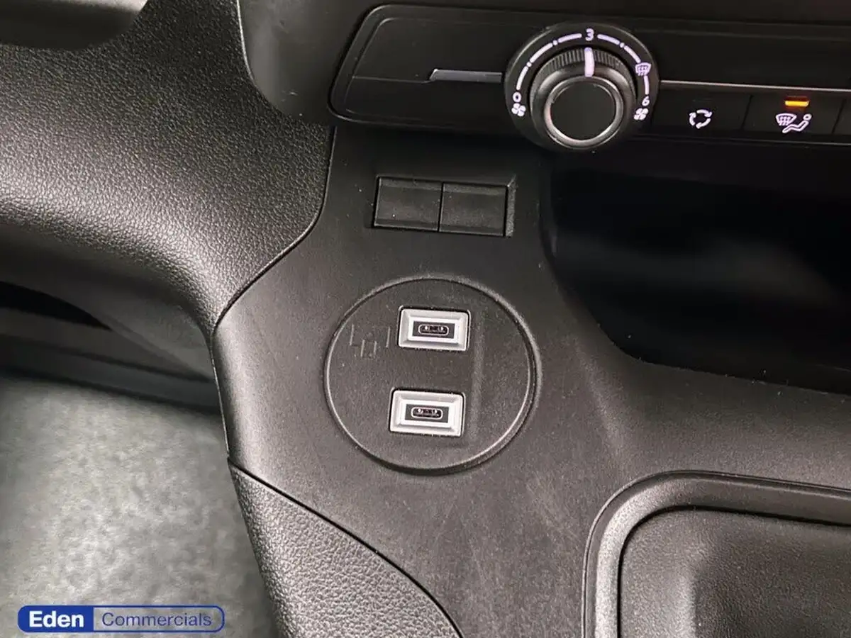 2024-vauxhall-combo-15cdti-prime-100pseu6e-big-21