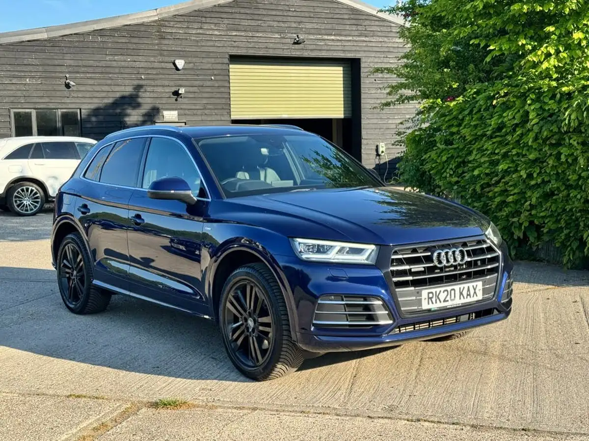 2020-audi-q5-20-55-tfsi-e-s-line-competition-big-2