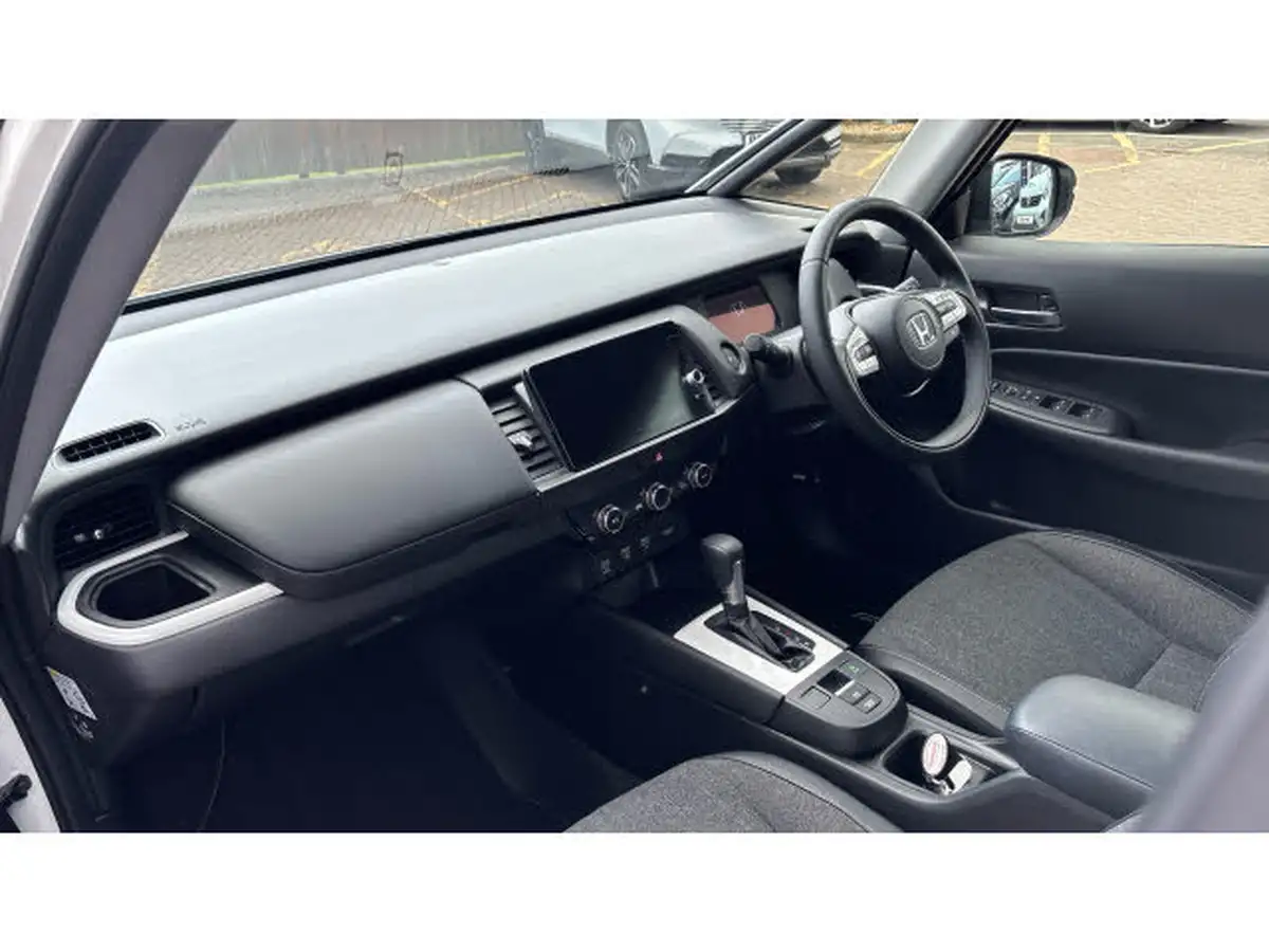 2021-honda-jazz-15-i-mmd-ex-107ps-big-1