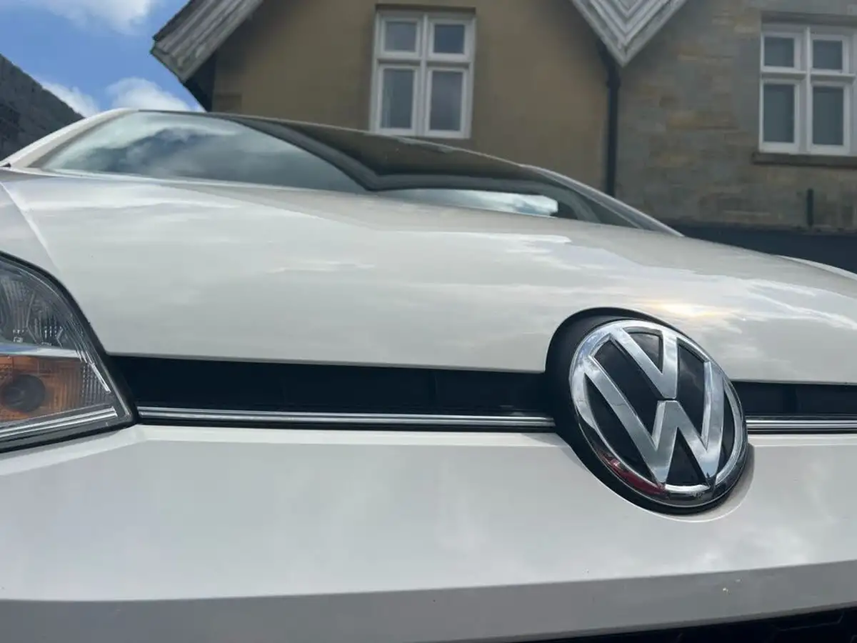 2017-volkswagen-up-10-high-up-75ps-5d-big-6