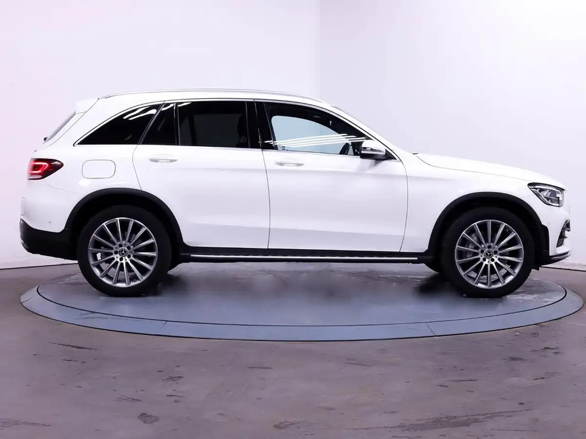 2022-mercedes-benz-glc-class-20-glc300e-amg-line-premium-320ps-station-wagon-5d-1991cc-big-7
