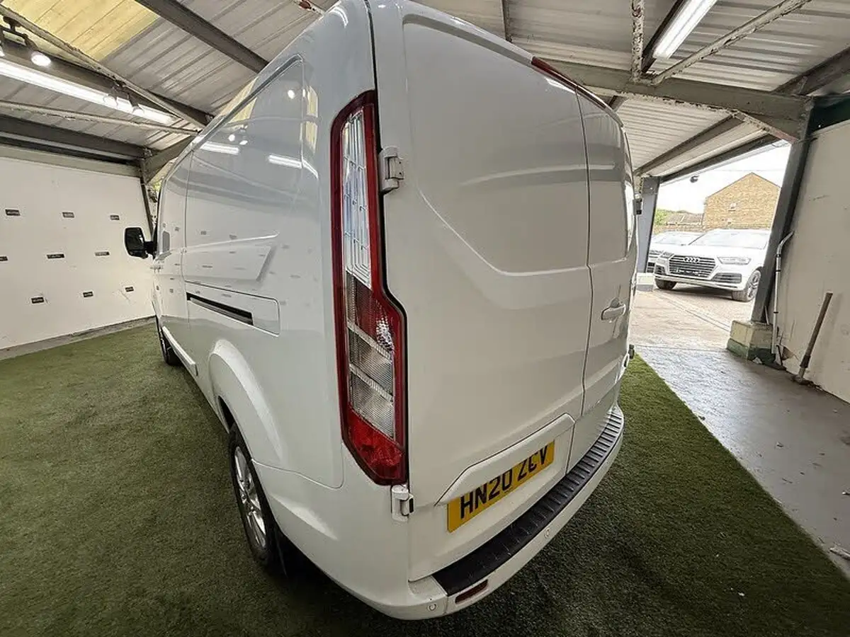 2020-ford-transit-custom-20tdci-300-l1h1-limited-130pseu6dt-panel-van-big-9