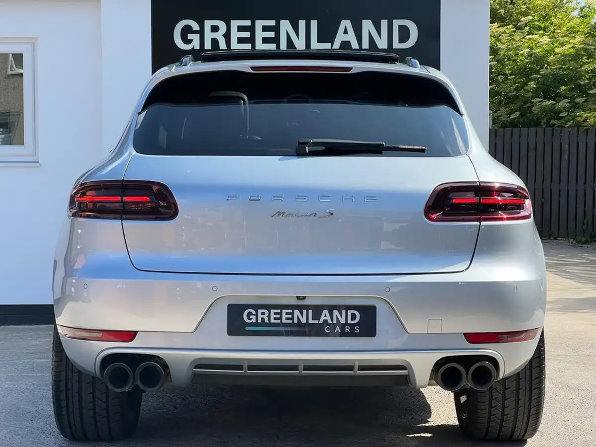 2015-porsche-macan-30td-s-big-54