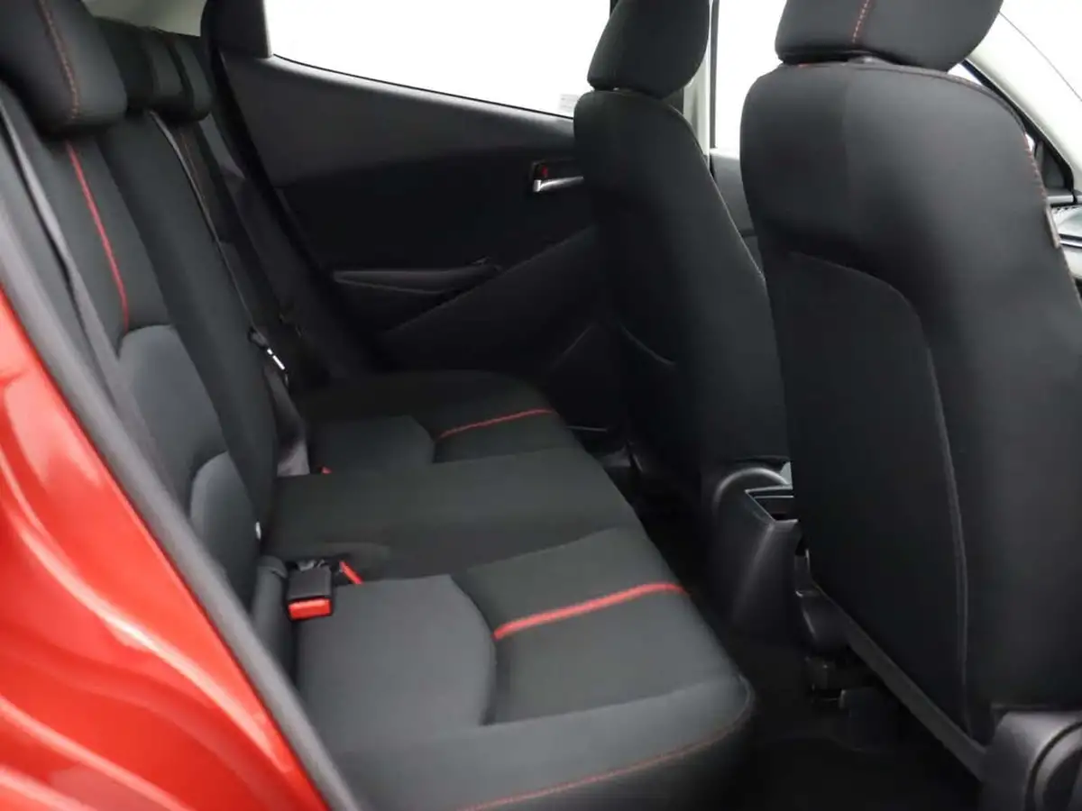 2017-mazda-mazda2-15-sport-nav-115ps-big-31
