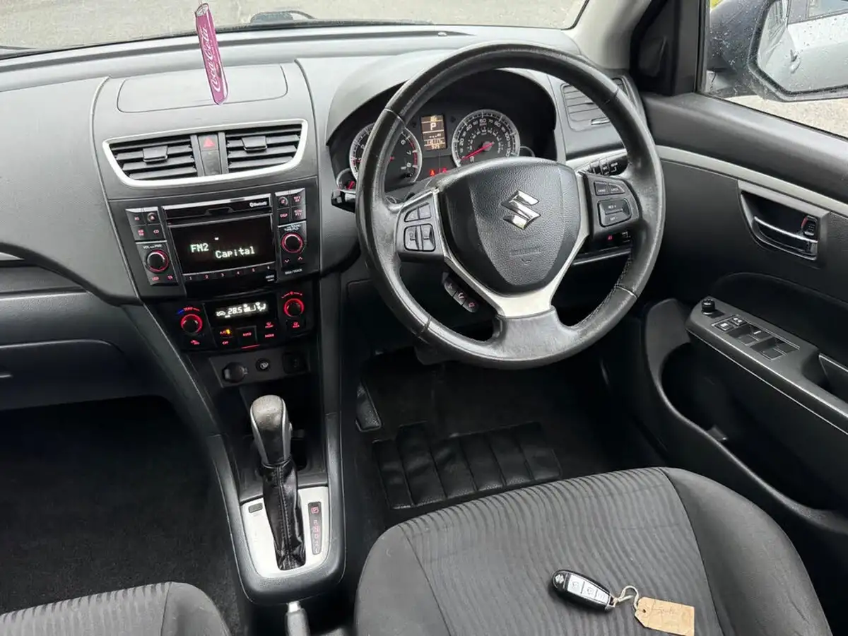 2010-suzuki-swift-12-sz4-5d-auto-big-22
