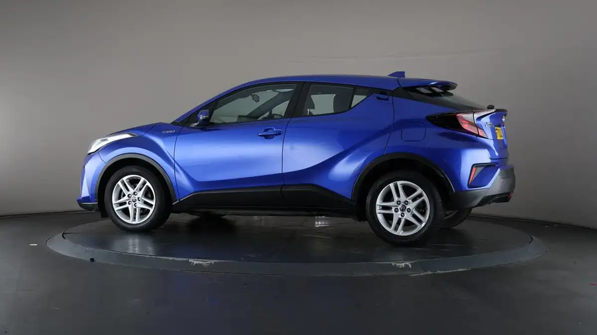 2021-toyota-c-hr-18-vvt-i-icon-big-77