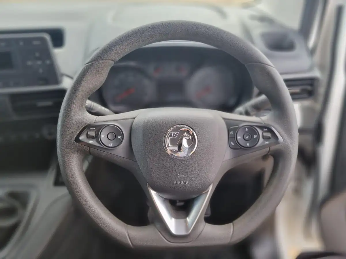 2021-vauxhall-combo-15cdti-dynamic-2300-100pseu6dt-l2h1-panel-big-16