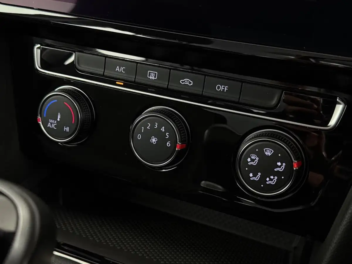 2023-volkswagen-passat-15-tsi-se-nav-big-38