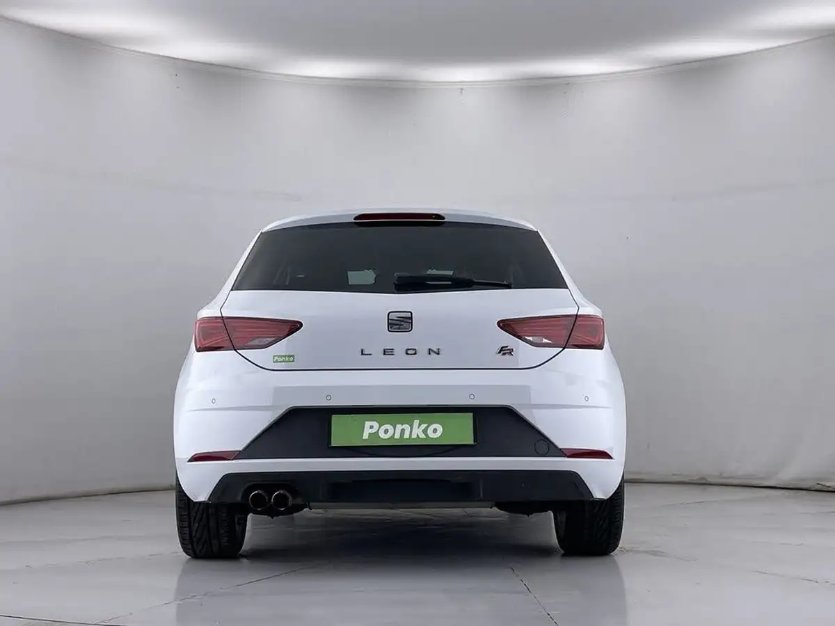 2017-seat-leon-14-tsi-fr-technology-hatchback-5d-big-16