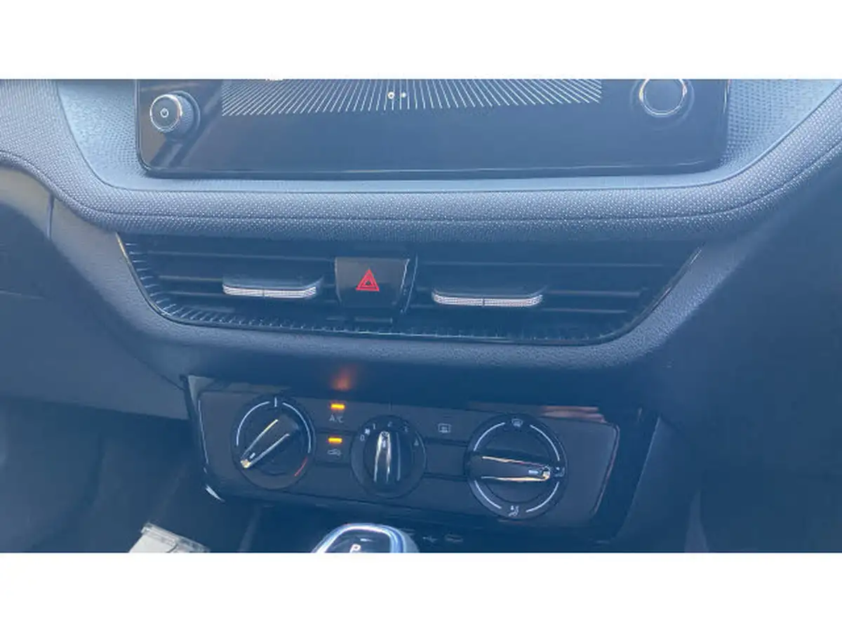 2024-skoda-fabia-15-tsi-colour-edition-big-12