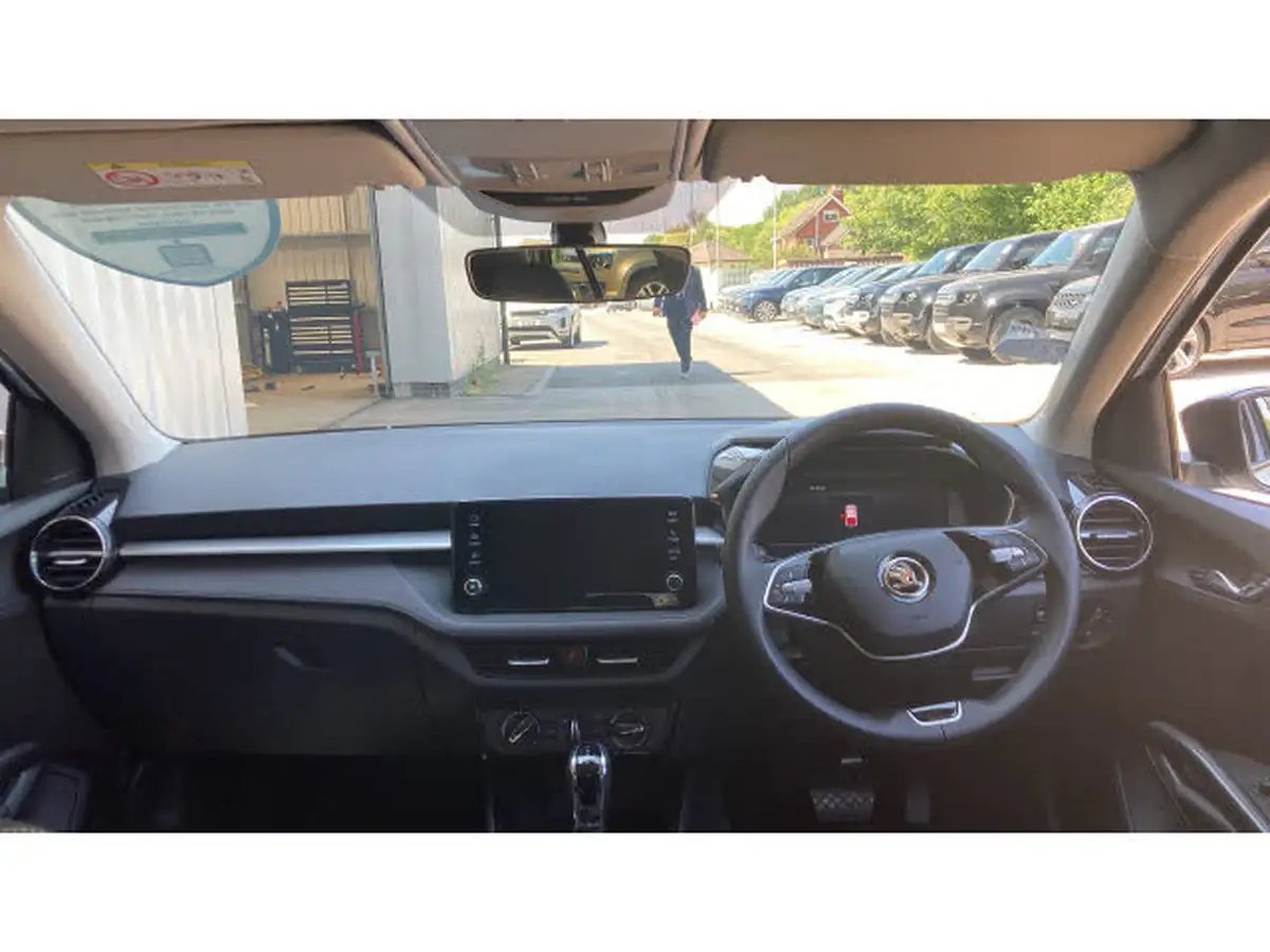 2024-skoda-fabia-15-tsi-colour-edition-big-8