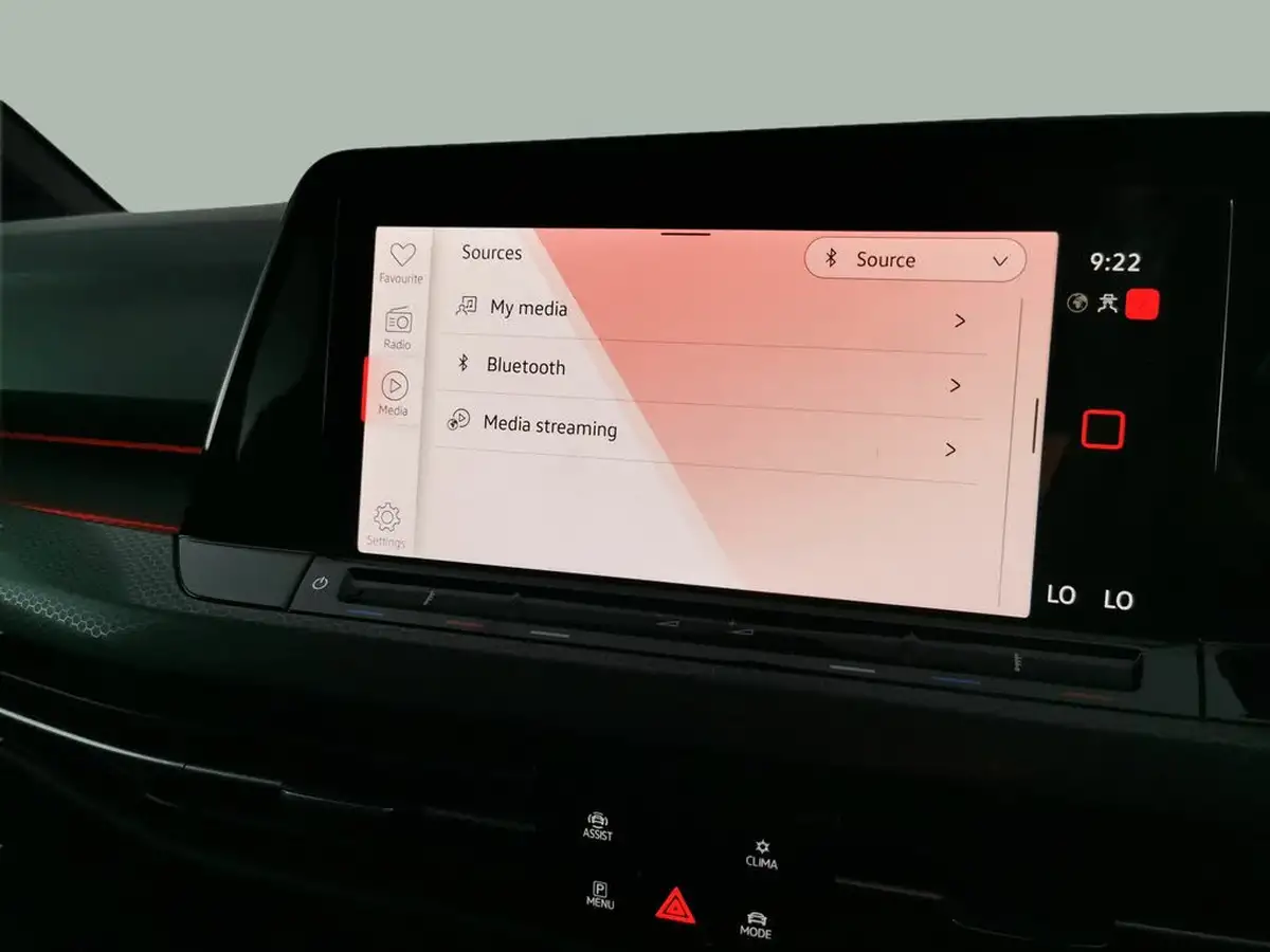 2022-volkswagen-golf-20-tsi-gti-big-18
