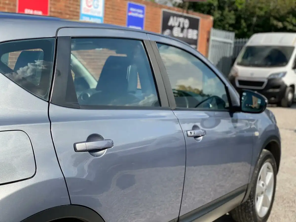 2008-nissan-qashqai-20td-tekna-2wd-big-21