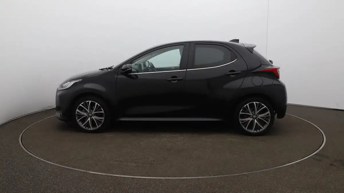 2022-toyota-yaris-15-vvt-i-excel-big-64