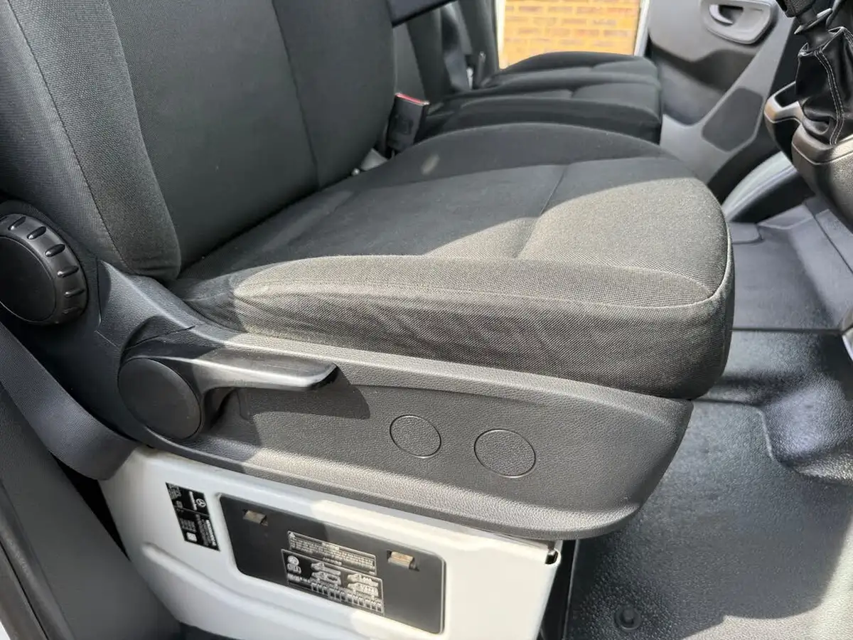 2021-mercedes-benz-sprinter-20cdi-315-l1h1-progressive-150pseu6dt-panel-rwd-eco-gear-360-big-14