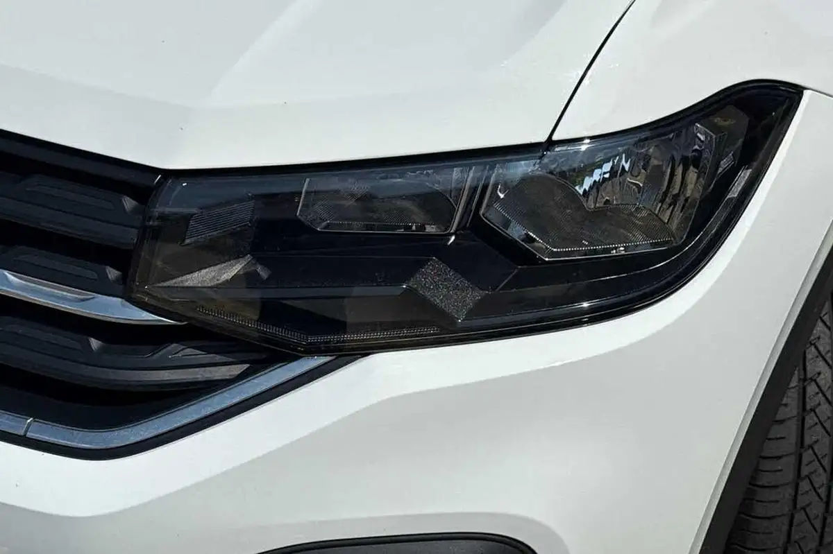 2022-volkswagen-t-cross-10-tsi-se-95ps-big-20