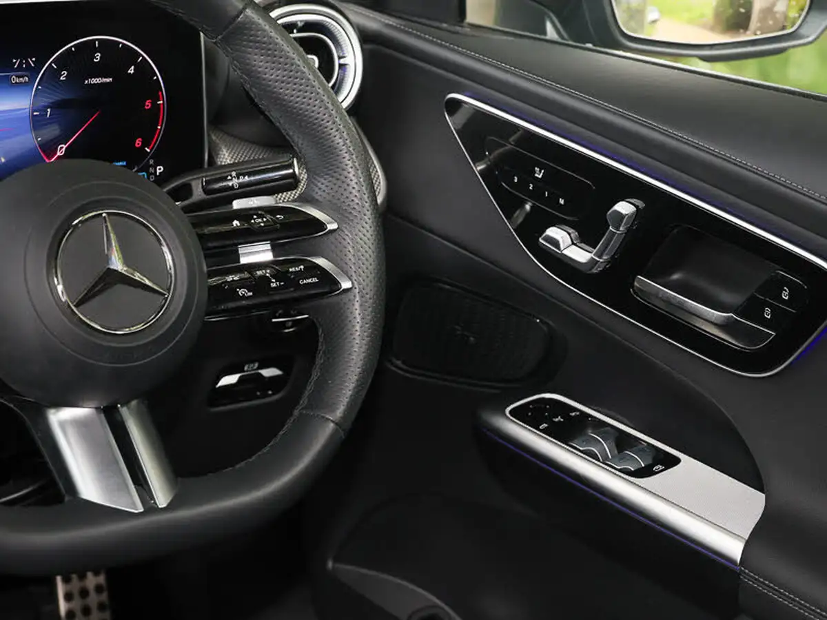 2024-mercedes-benz-glc-class-20d-glc300d-amg-line-premium-269ps-suv-5d-1993cc-big-11