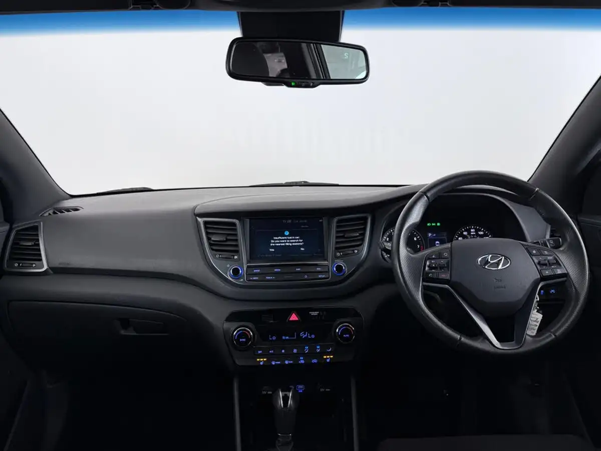 2018-hyundai-tucson-16-t-gdi-go-se-dct-big-21