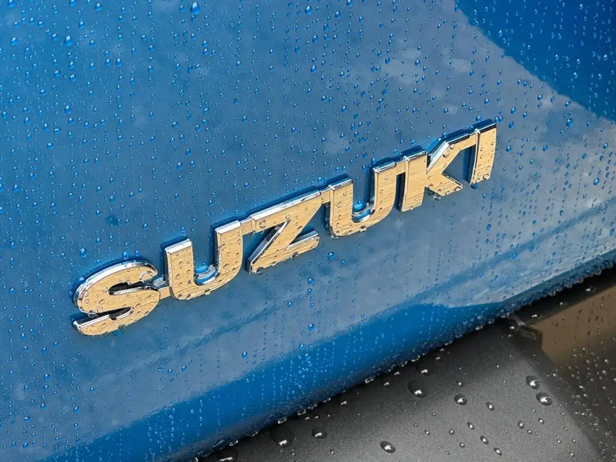 2023-suzuki-jimny-15-light-commercial-allgrip-big-41