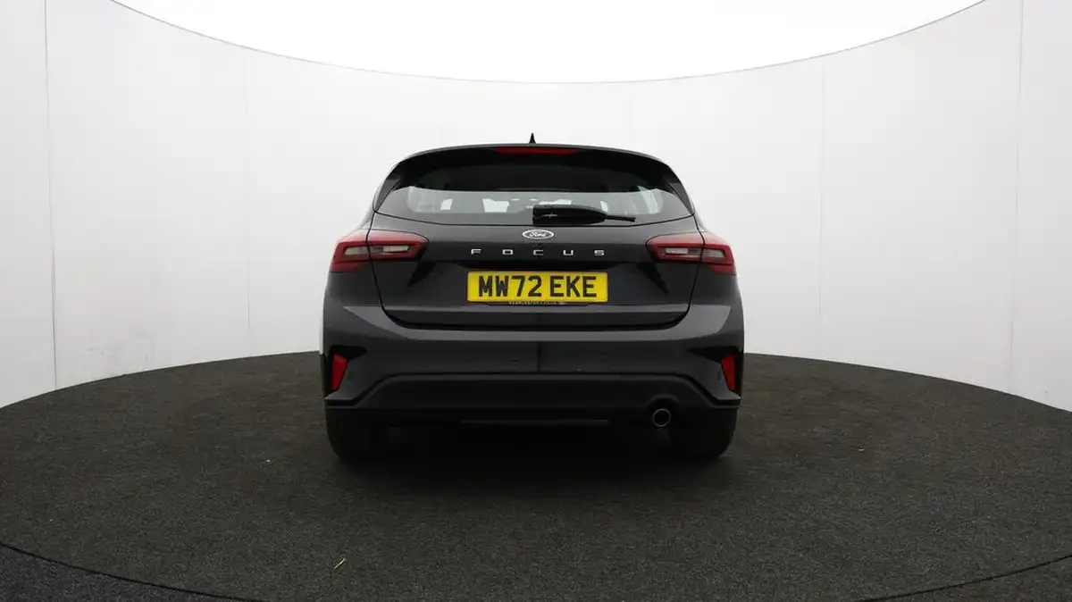 2023-ford-focus-10t-titanium-125ps-hatchback-big-54