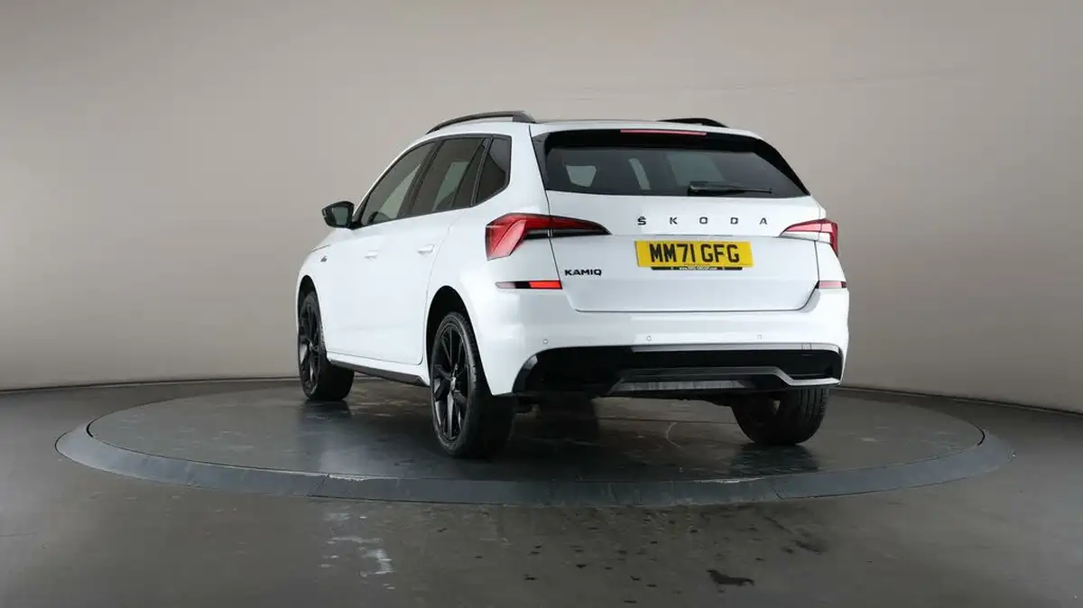 2020-skoda-kamiq-15-tsi-monte-carlo-dsg-big-55