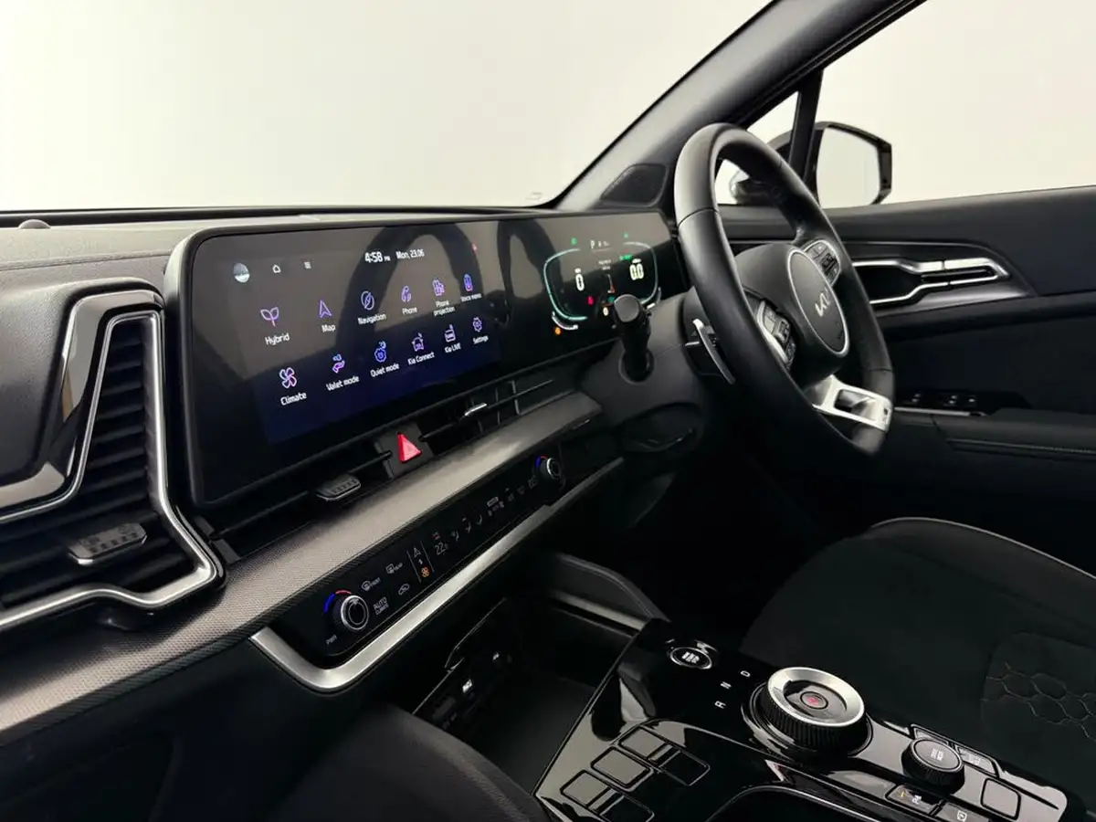 2022-kia-sportage-16-t-gdi-gt-line-226bhp-hev-1598cc-auto-big-14