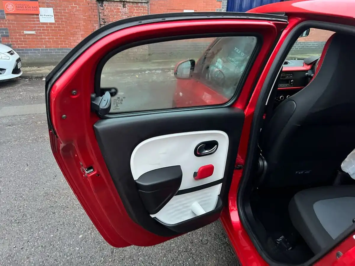 2018-renault-twingo-big-18
