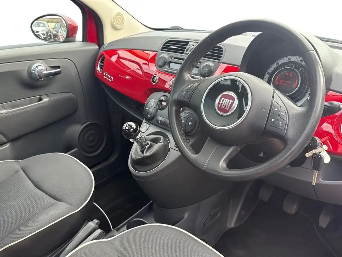 2015-fiat-500-12-lounge-ss-big-5