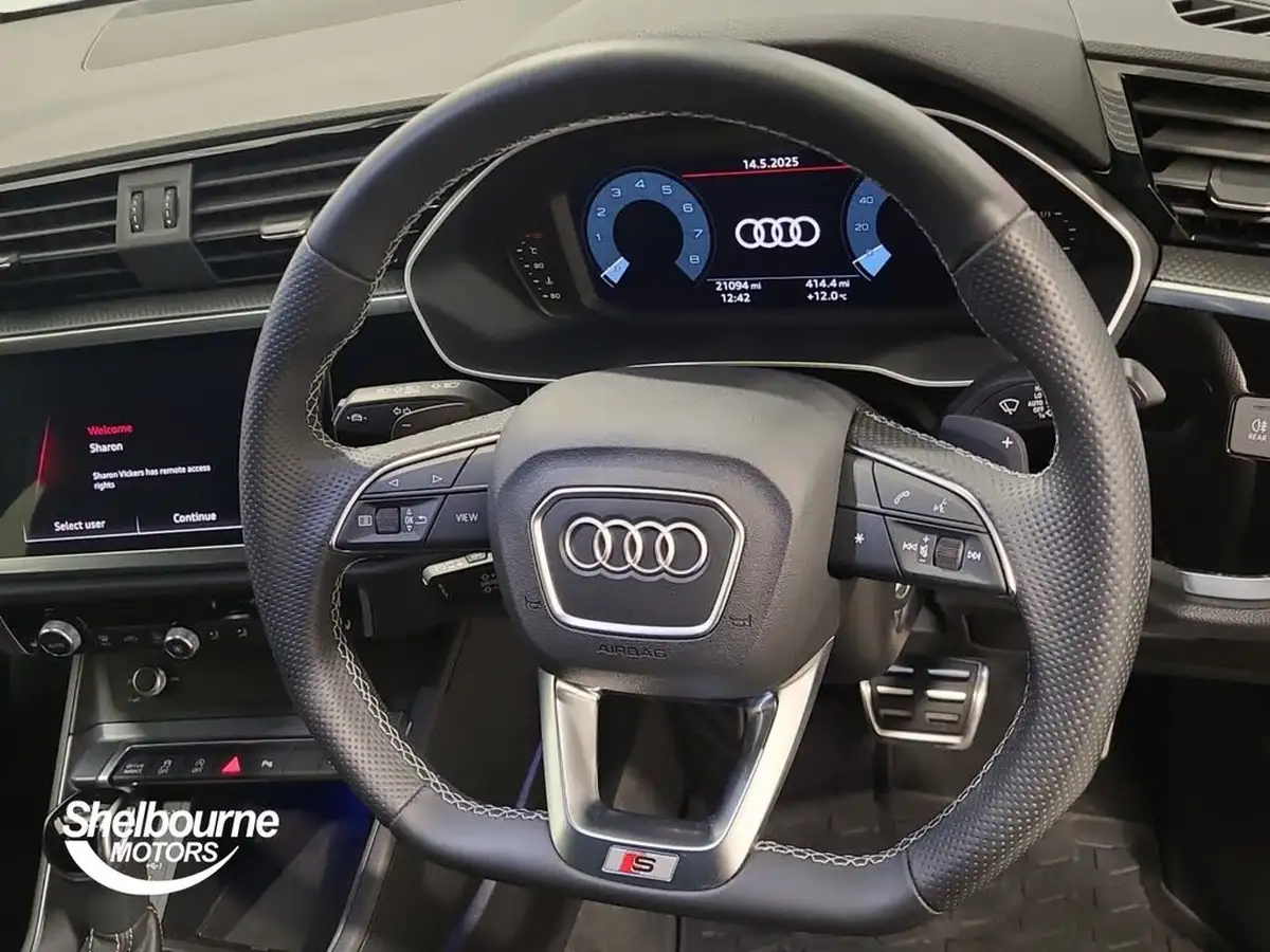 2022-audi-q3-15-35-tfsi-black-edition-codcomfort-sound-pack-station-wagon-big-3