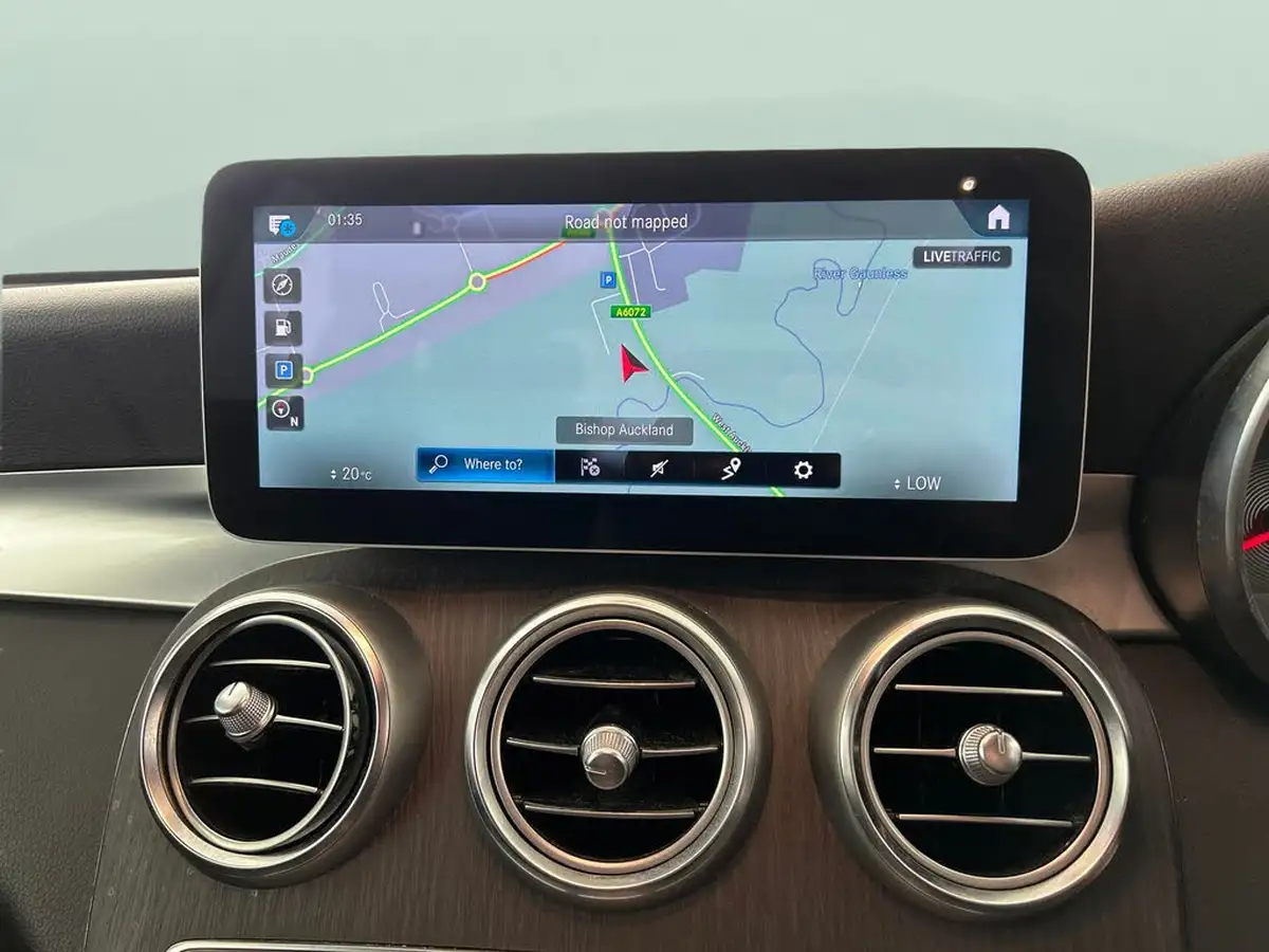 2019-mercedes-benz-glc-class-20d-glc220d-amg-line-station-wagon-5d-4matic-plus-big-33