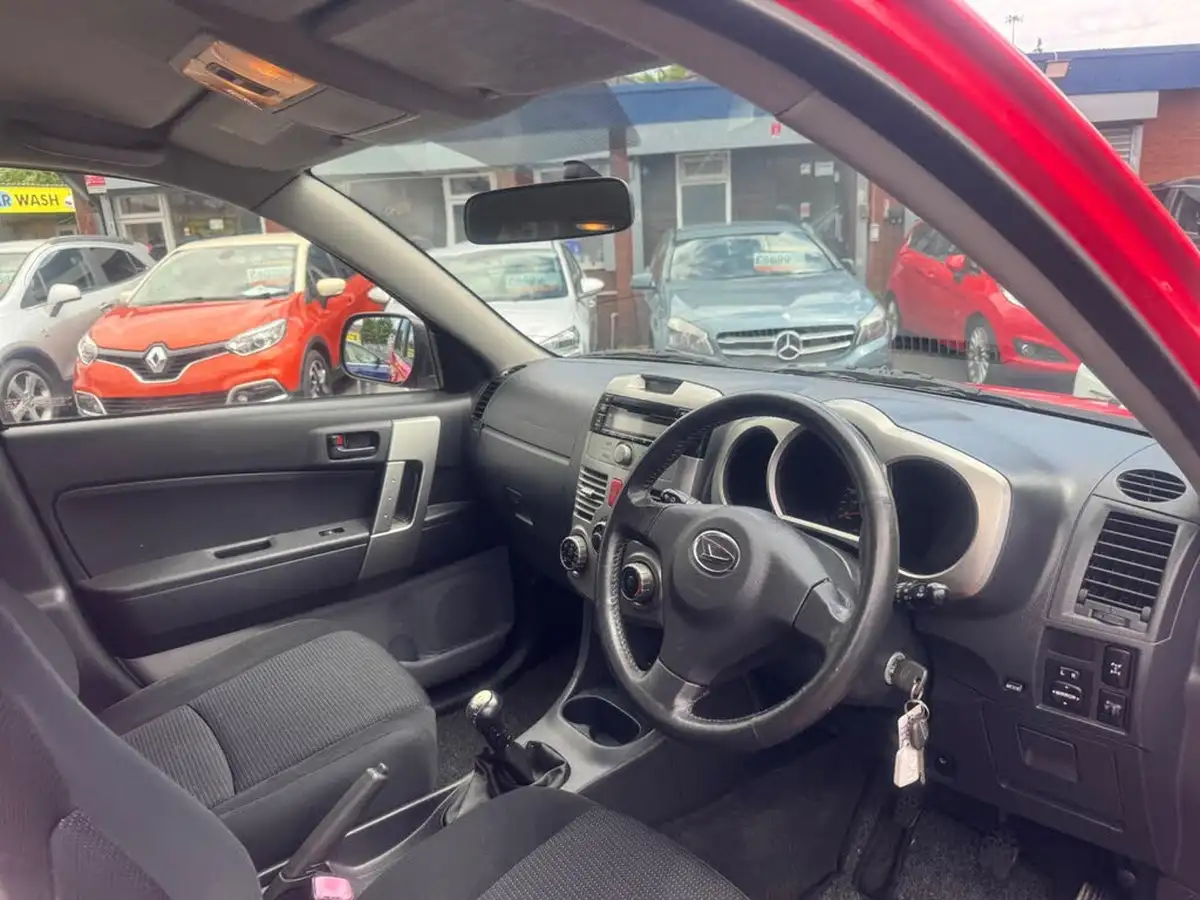 2007-daihatsu-terios-15-sx-big-9