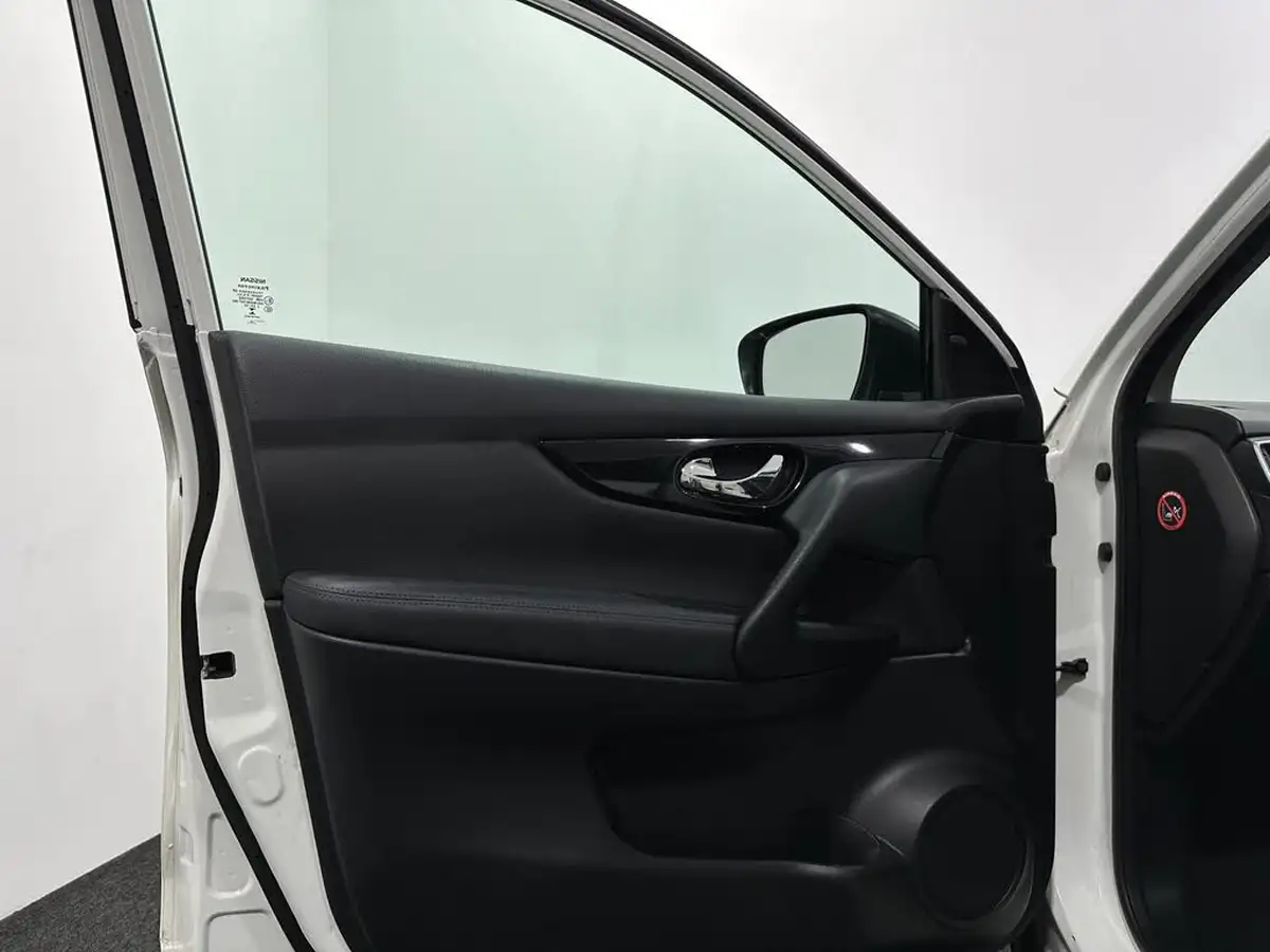 2016-nissan-qashqai-15dci-tekna-big-35