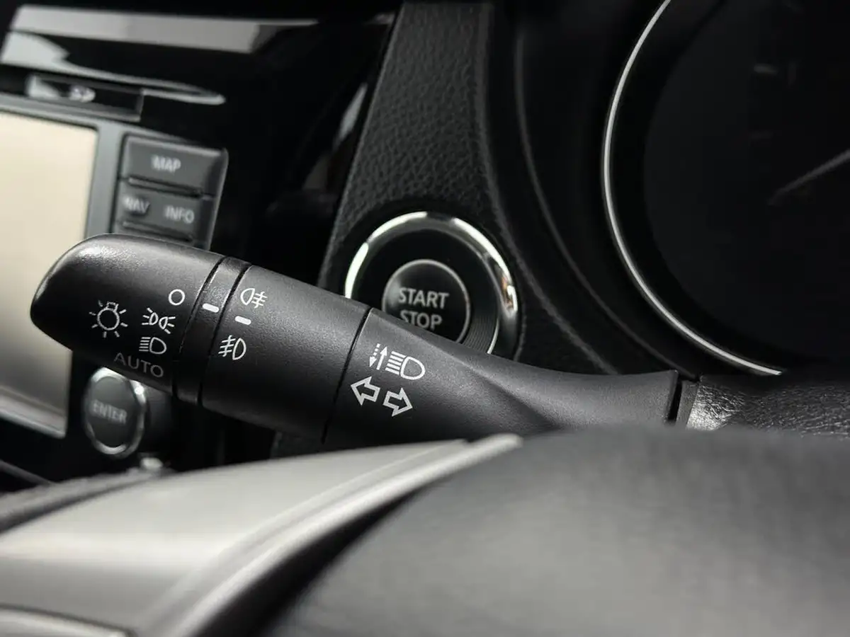 2016-nissan-qashqai-15dci-tekna-big-11