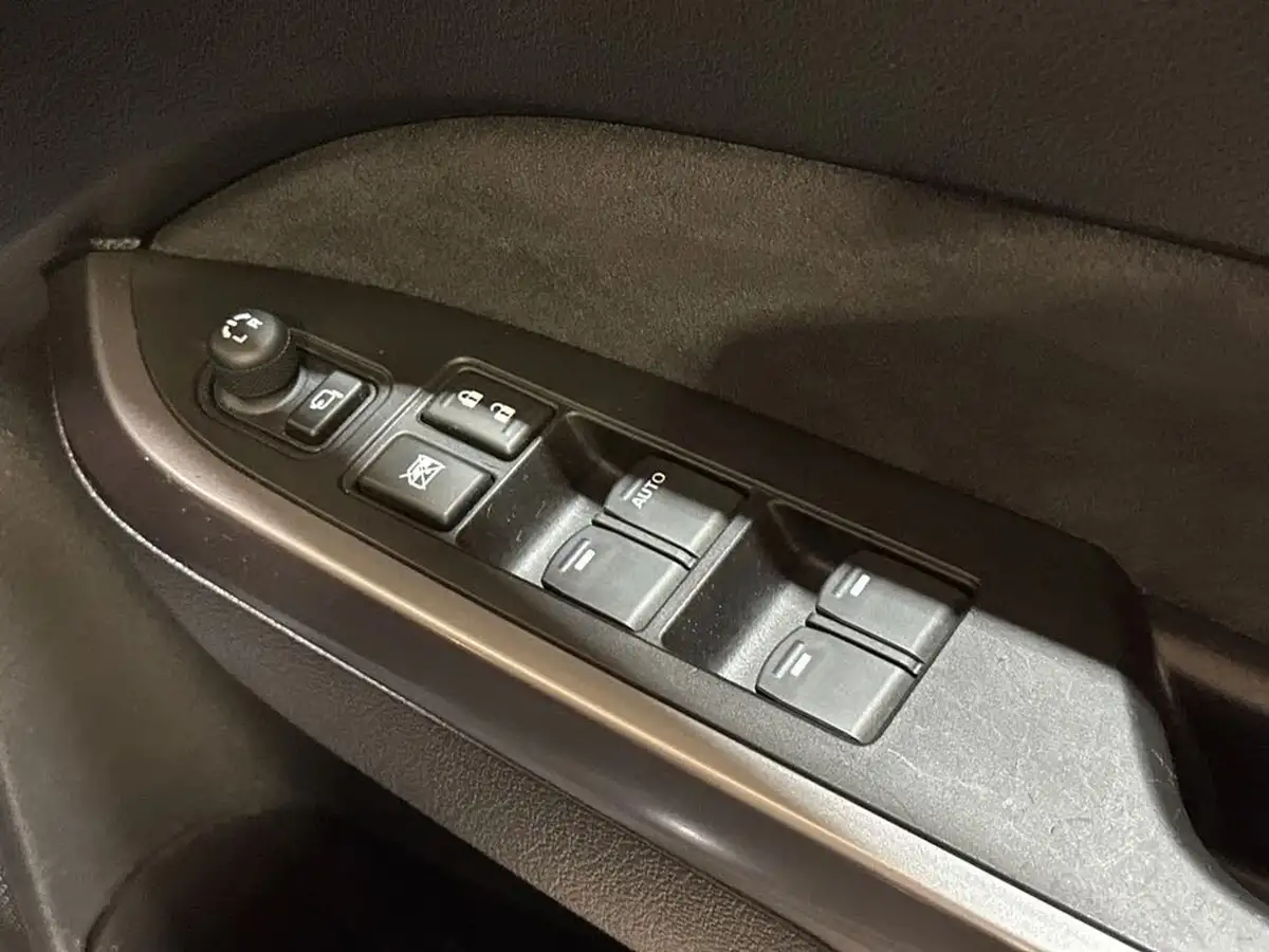 2023-suzuki-vitara-14-boosterjet-sz5-allgrip-big-20