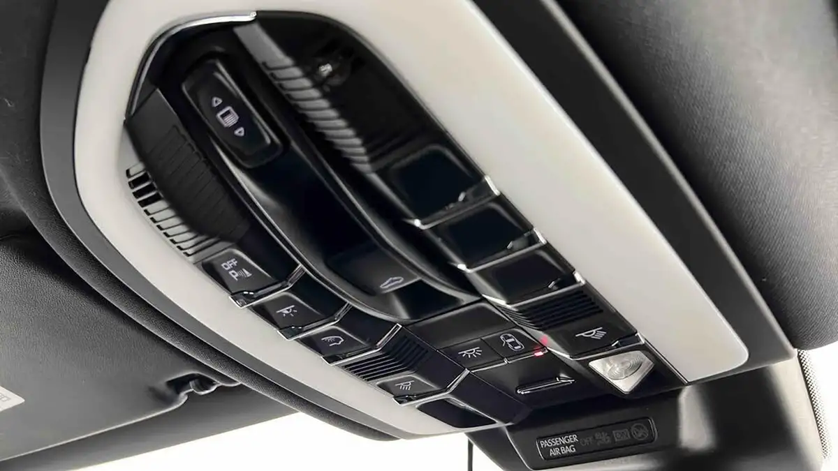 2020-porsche-macan-30-v6-s-big-36