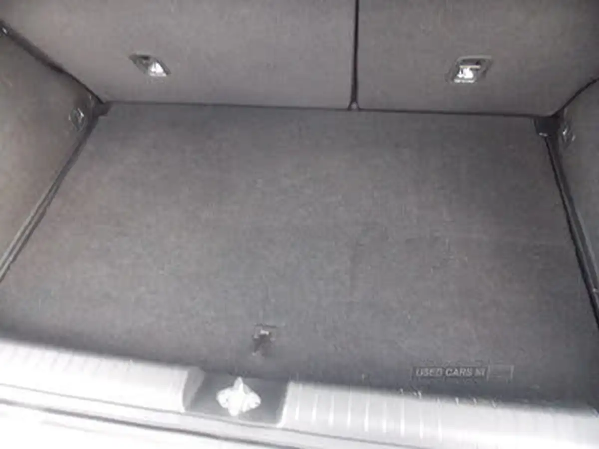 2015-hyundai-i20-14-se-big-12