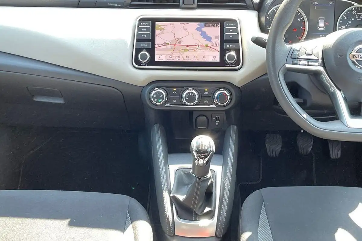 2020-nissan-micra-10-ig-t-n-tec-big-36