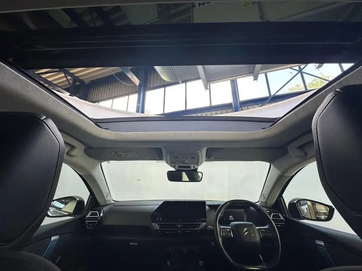 2022-citroen-c4-e-shine-plus-big-16