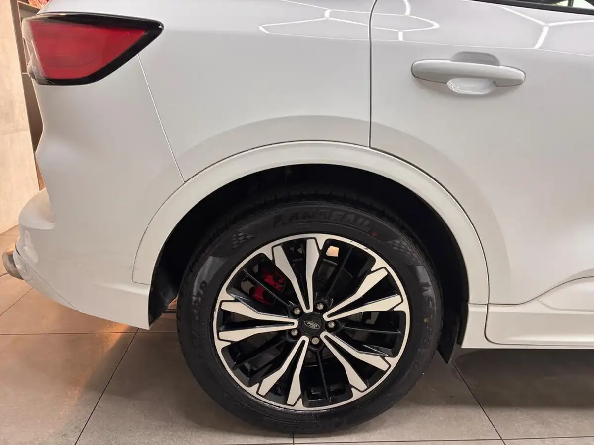 2022-ford-kuga-25t-st-line-x-edition-225ps-phev-big-7
