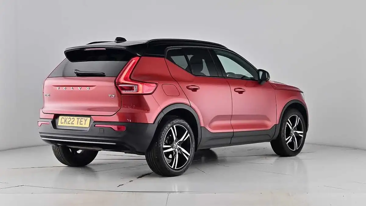 2022-volvo-xc40-15-t3-r-design-auto-big-75