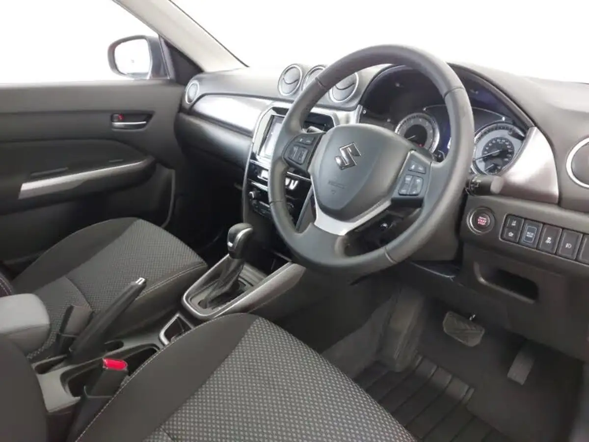 2023-suzuki-vitara-15-sz-t-big-10