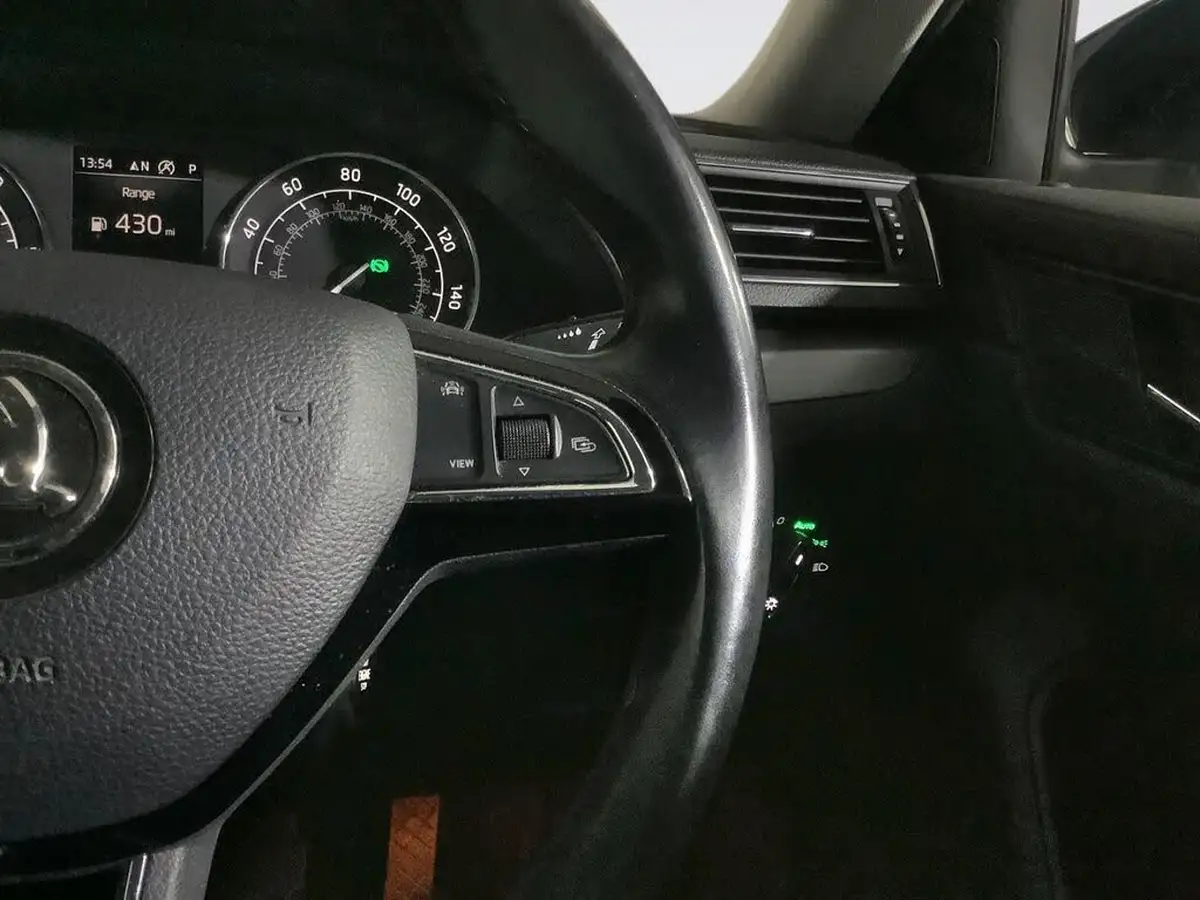 2019-skoda-superb-20tdi-se-l-executive-150ps-estate-dsg-big-20