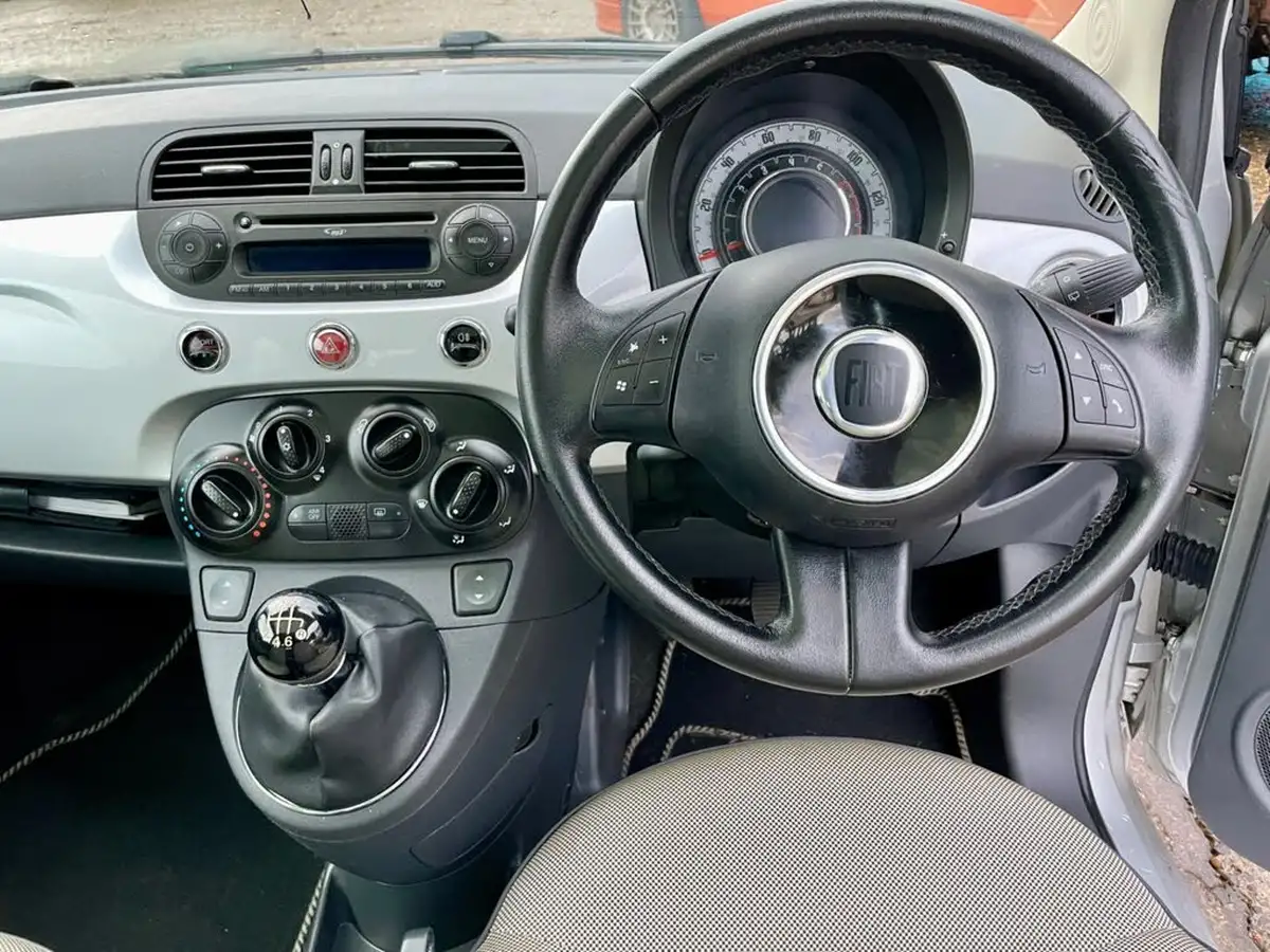 2008-fiat-500-14-lounge-big-10