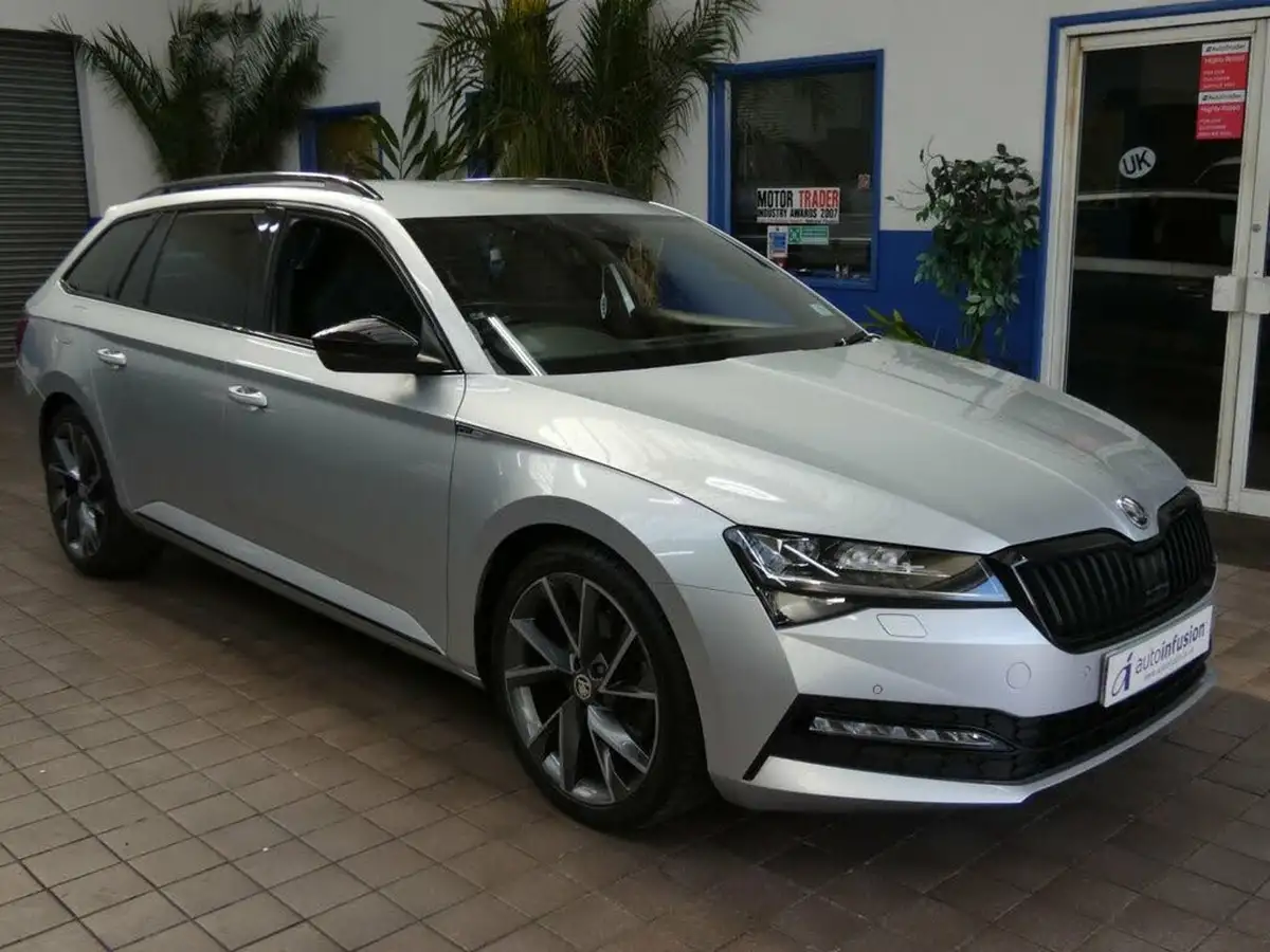 2020-skoda-superb-15-tsi-sportline-plus-estate-big-9