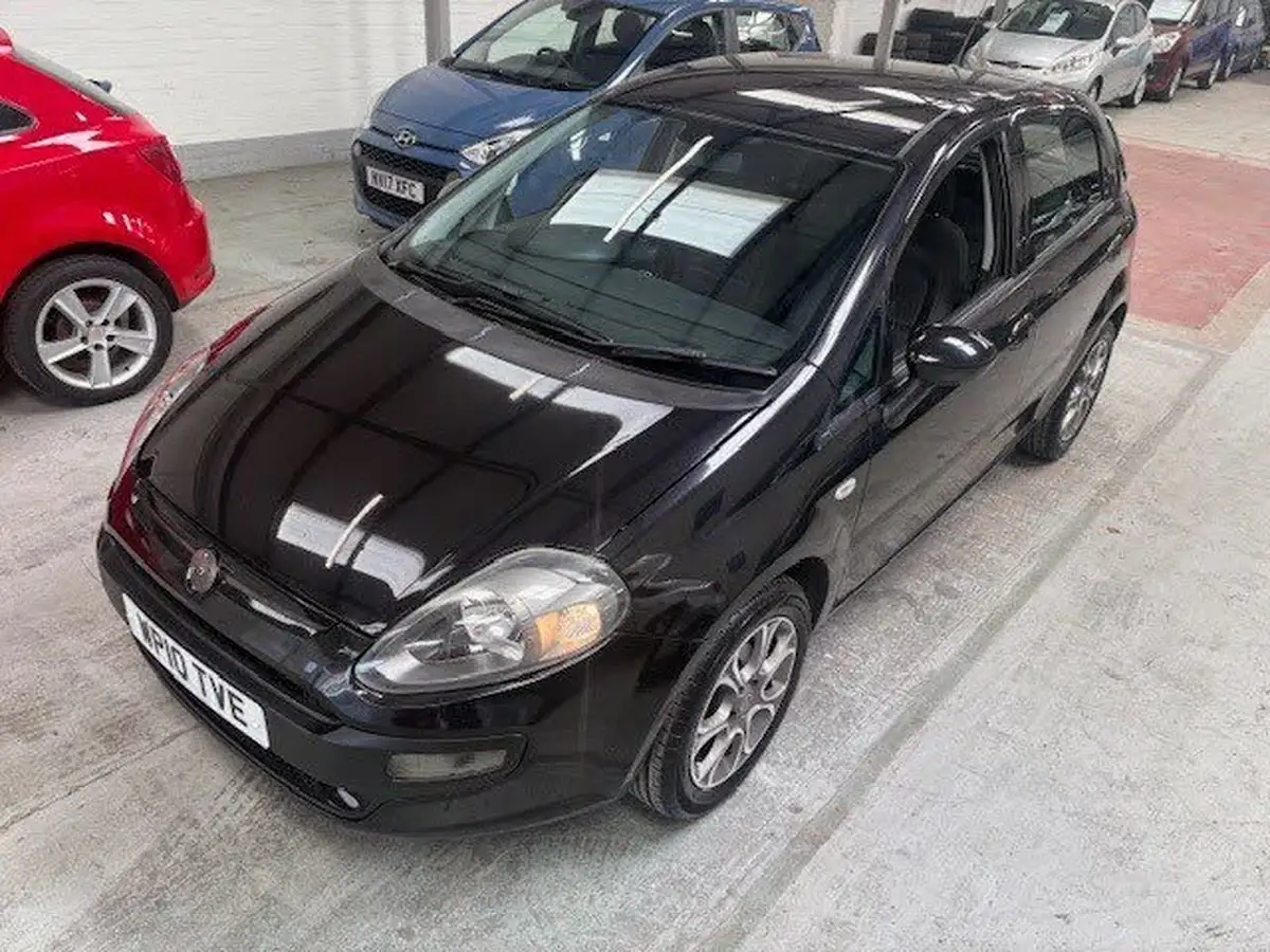 2010-fiat-punto-evo-14-gp-8v-5d-big-14